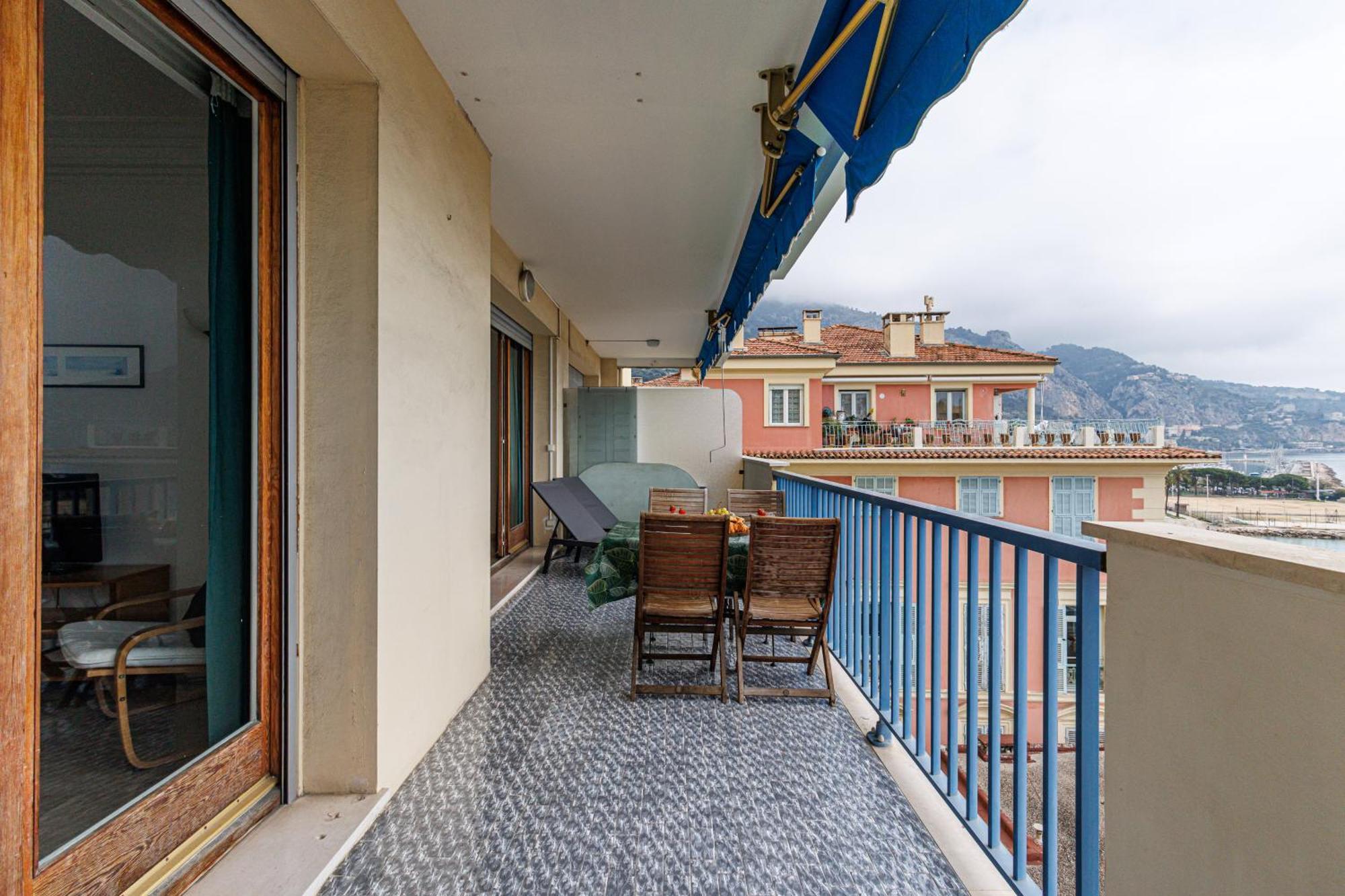 Apartment Le Soleia - Spacious 3p - Beachfront - Parking Menton