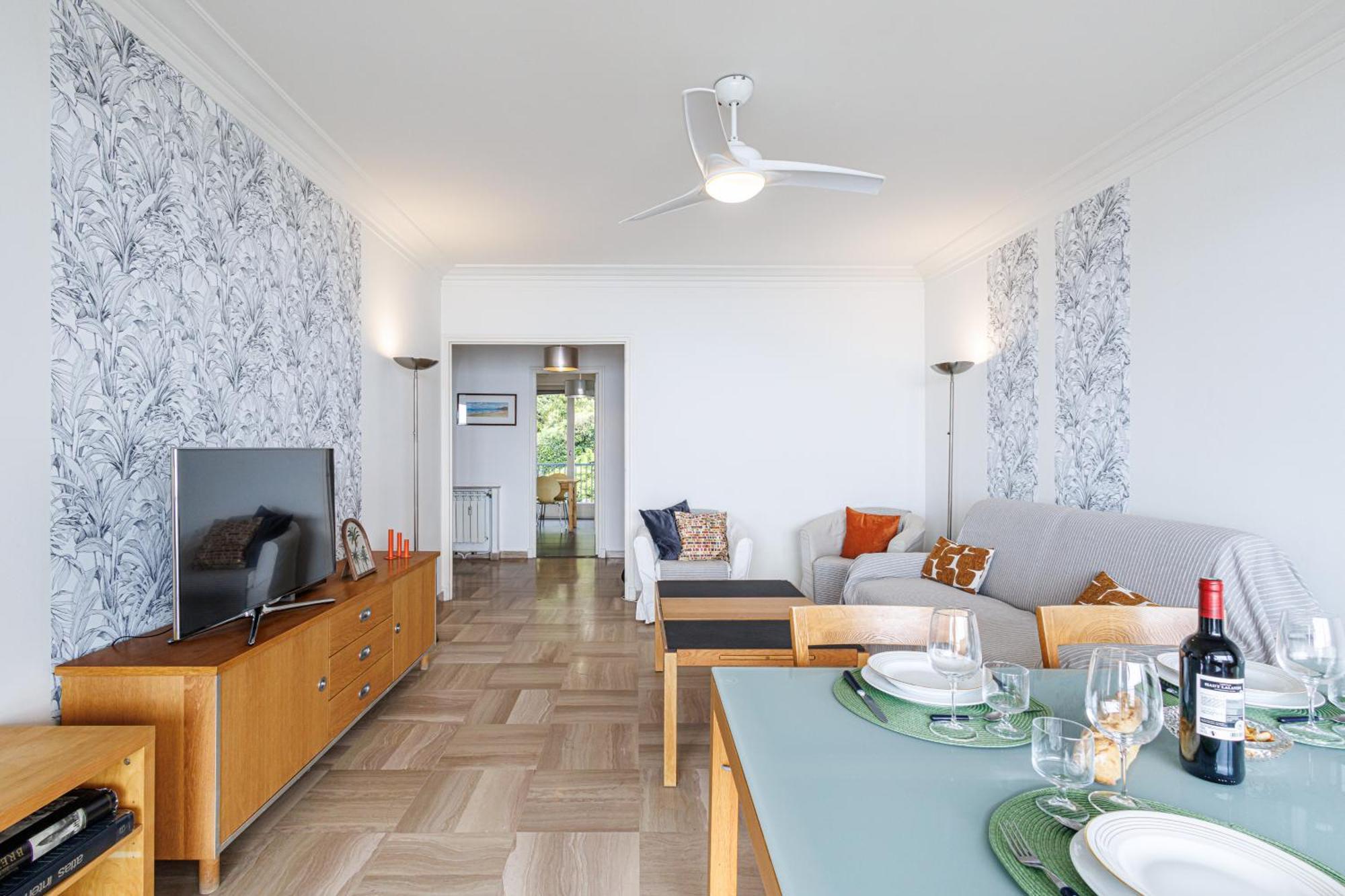 Le Soleia - Spacious 3p - Beachfront - Parking Appartement Menton