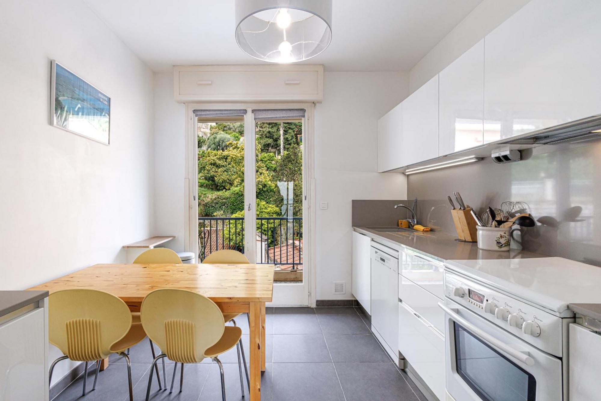 Le Soleia - Spacious 3p - Beachfront - Parking Appartement